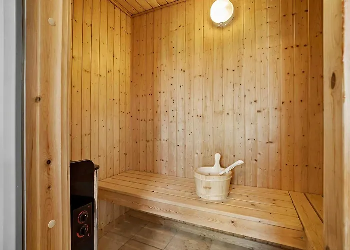 Fy400-brenderup-fyn-strandgardsvej-233 * Bro (Funen)